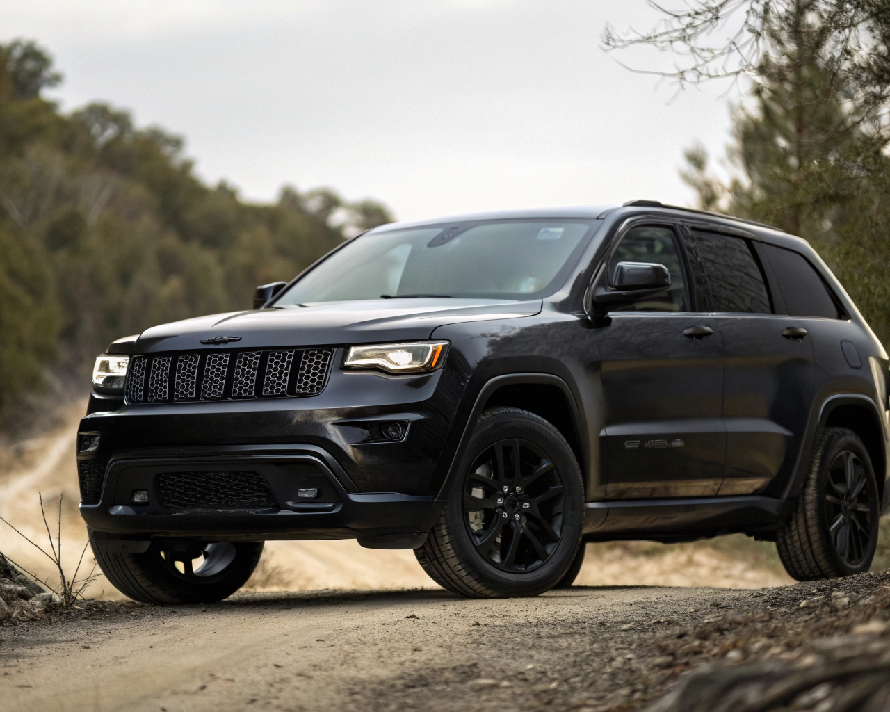 2025 Jeep Grand Cherokee Night Eagle: Style Meets Serious Power