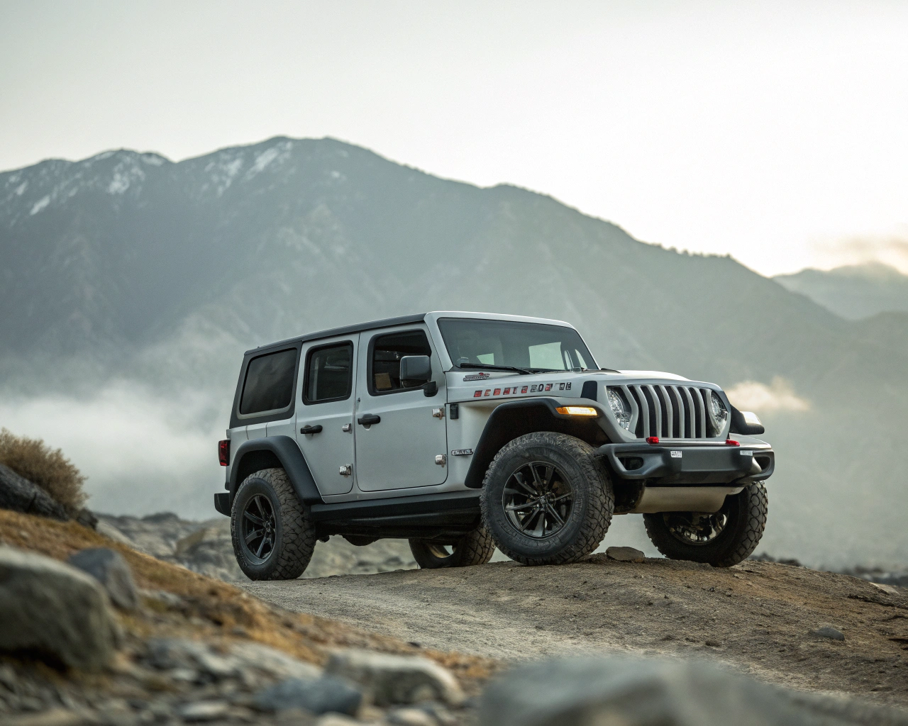 2026 Jeep Guide: Comparing Trims, Engines, and Features